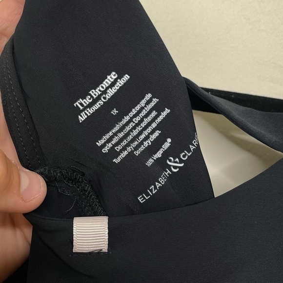 Elizabeth & Clarke The Bronte All Hours Top - Picture 5 of 5